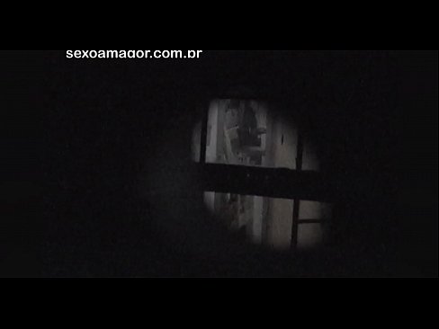 ❤️ Si Blondie sekretong nakuhaan og video sa usa ka voyeur sa kasilinganan nga gitago sa luyo sa mga haw-ang nga tisa ❤️❌ Anal porn sa amon ☑